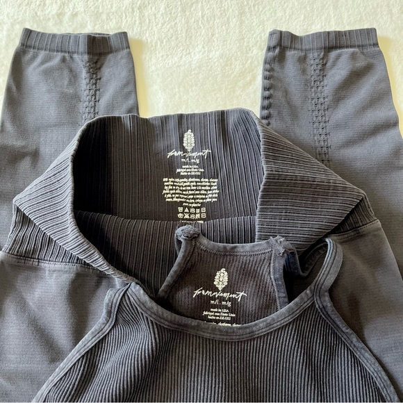 Free People Happiness Runs Crop Top And Good Karma High Rise Leggings Set - Picture 5 of 10